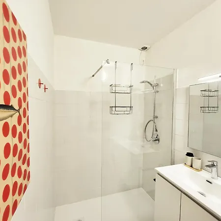 Apartment A Stone's Throw From Brignole